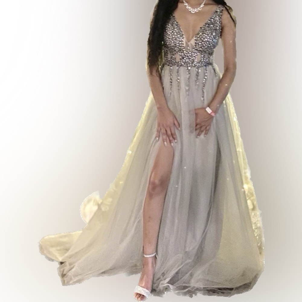 Sexy Deep V Neck Sequins Beads Tulle and Lace High Split Long Dress - Picture 2 of 4